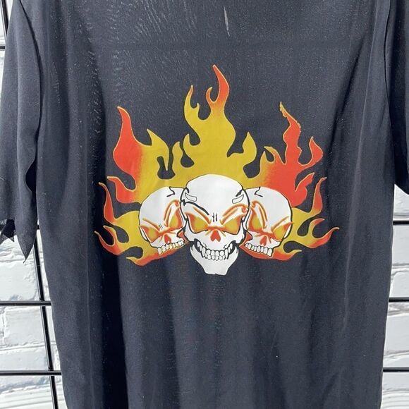 Brand new Pirate shirt L - Picture 2 of 4